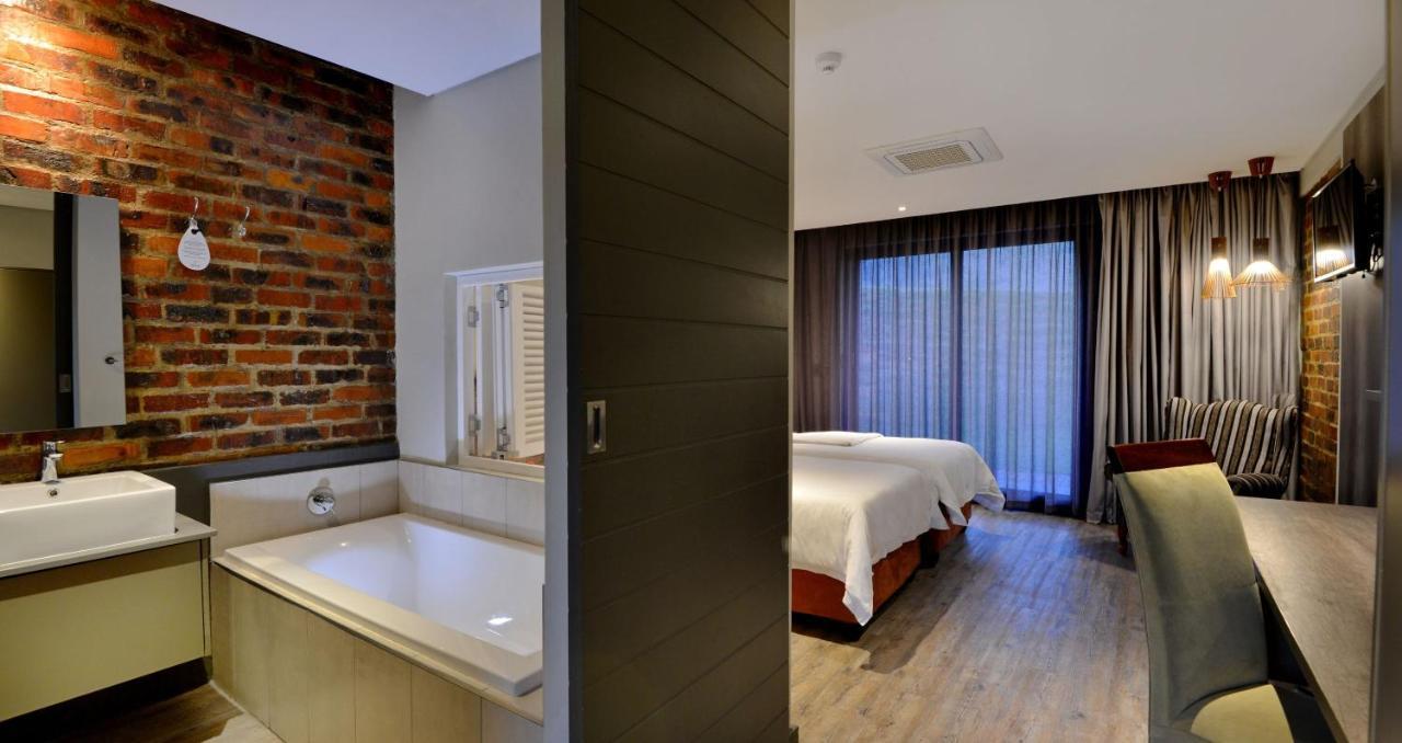 Anew Resort Vulintaba Newcastle Bagian luar foto